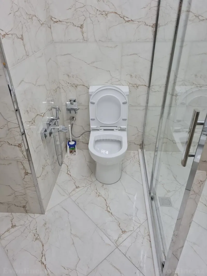 Kirayə verilir 4 otaqlı Mənzil Yeni tikili 220 m² Xətai r. - şəkil 16