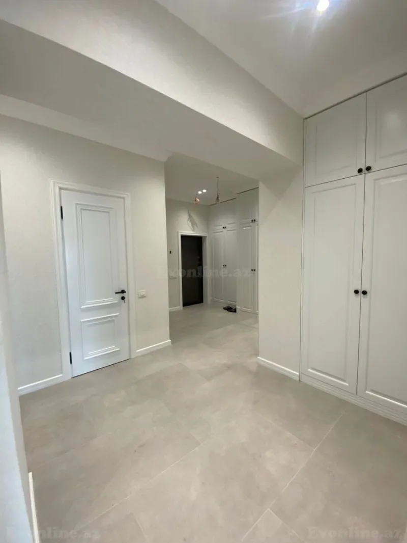 Kirayə verilir 3 otaqlı Mənzil Yeni tikili 100 m² 28 May m. - şəkil 12