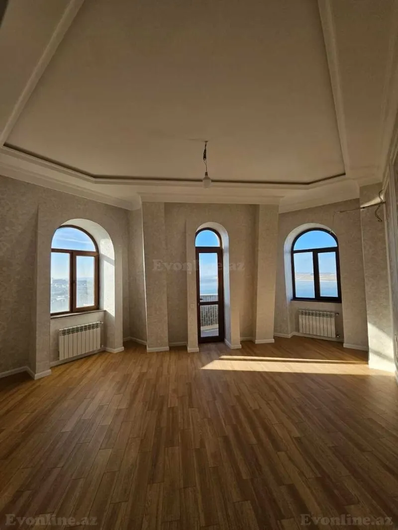 Satılır 2 otaqlı Mənzil Yeni tikili 90 m² Koroğlu m.