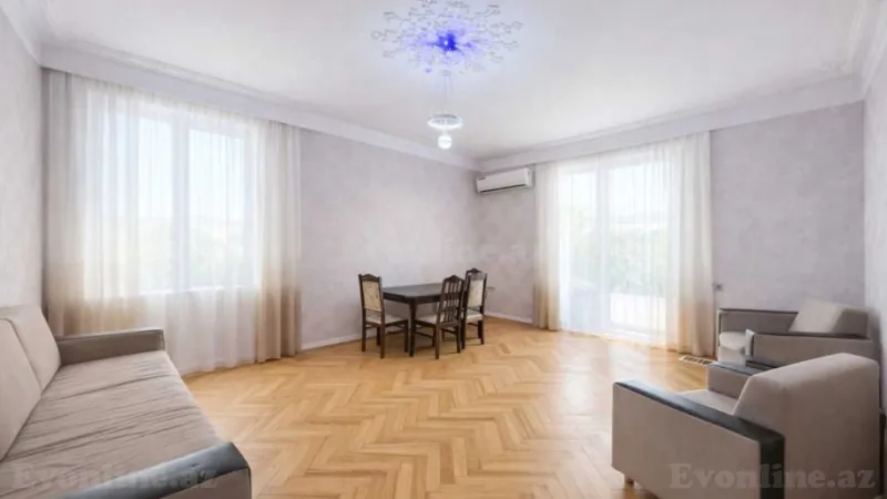 Kirayə verilir 2 otaqlı Mənzil Köhnə tikili 60 m² Nəriman Nərimanov m.