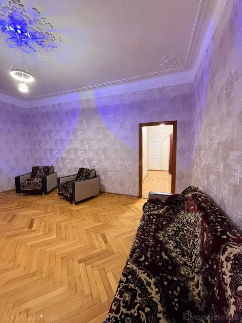 Kirayə verilir 2 otaqlı Mənzil Köhnə tikili 60 m² Nəriman Nərimanov m. - şəkil 2