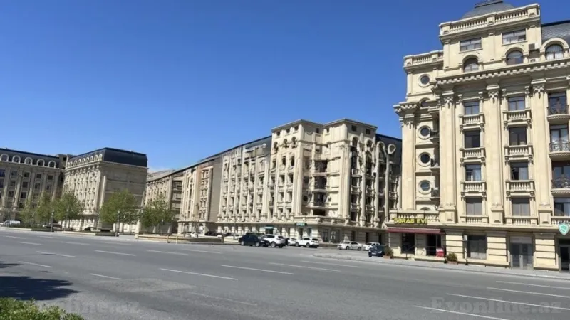 Satılır 4 otaqlı Mənzil Yeni tikili 135 m² Bayıl