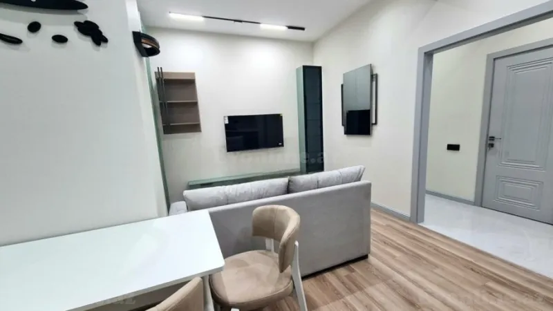 Satılır 3 otaqlı Mənzil Yeni tikili 86 m² Neftçilər m. - şəkil 2