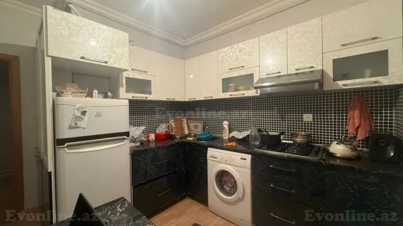 Satılır 3 otaqlı Mənzil Köhnə tikili 85 m² Əhmədli