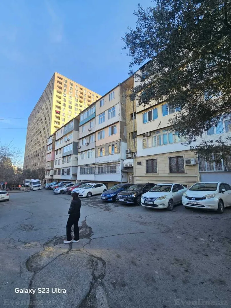 Satılır 3 otaqlı Mənzil Köhnə tikili 90 m² Yasamal