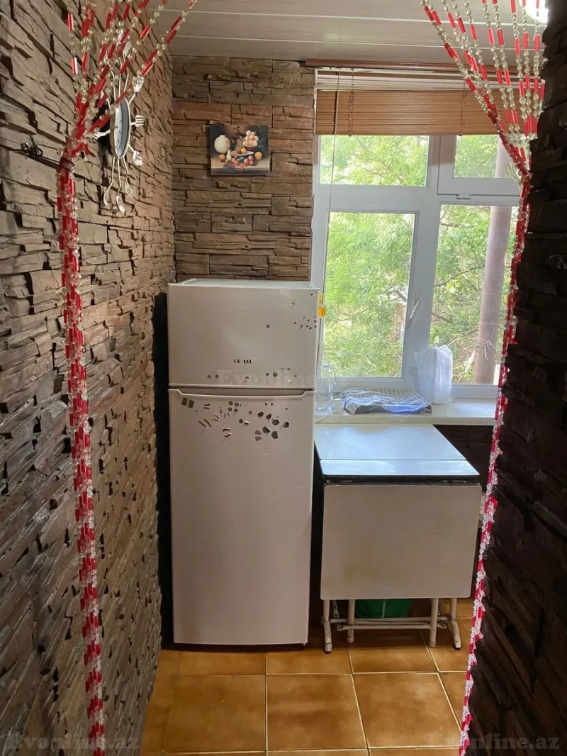 Satılır 3 otaqlı Mənzil Köhnə tikili 75 m² Elmlər Akademiyası m. - şəkil 6