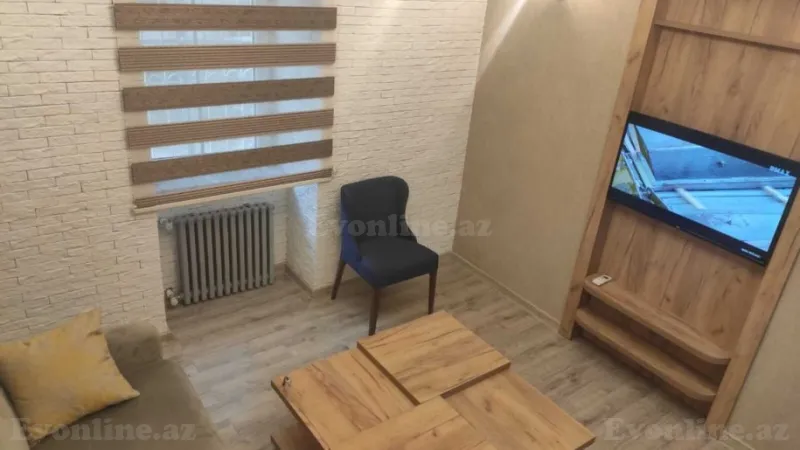 Kirayə verilir 2 otaqlı Mənzil Köhnə tikili 50 m² Sahil m. - şəkil 2