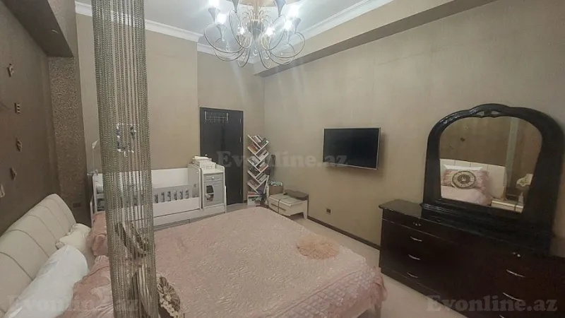 Satılır 4 otaqlı Mənzil Yeni tikili 170 m² Nizami m. - şəkil 8