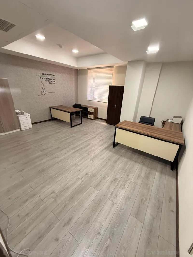 Kirayə verilir Ofis 180 m² 28 May m. - şəkil 9