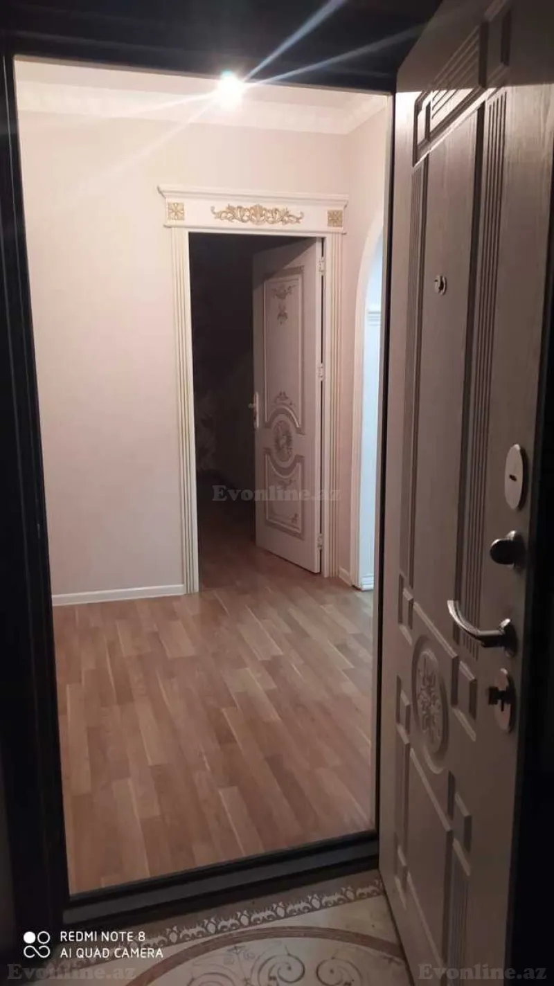 Satılır 3 otaqlı Mənzil Köhnə tikili 70 m² Sumqayıt - şəkil 2