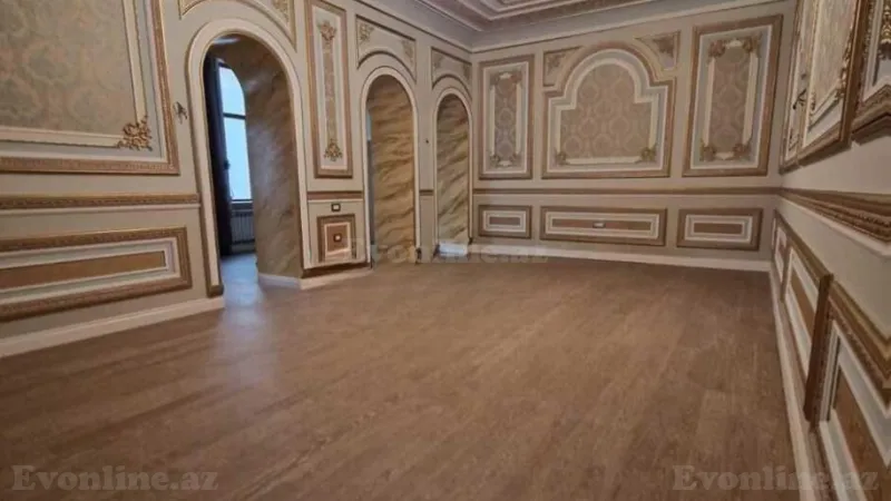 Satılır 4 otaqlı Mənzil Köhnə tikili 220 m² Sahil m. - şəkil 4