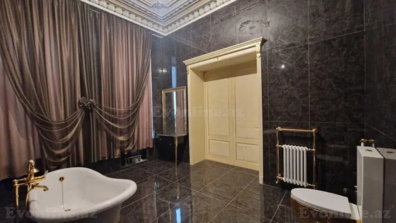 Satılır 4 otaqlı Mənzil Köhnə tikili 220 m² Sahil m. - şəkil 5