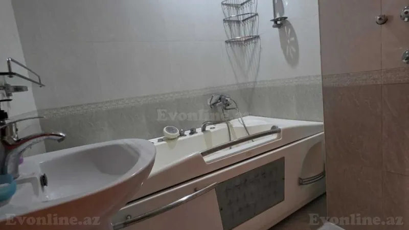 Kirayə verilir 4 otaqlı Mənzil Yeni tikili 150 m² Xətai m. - şəkil 15