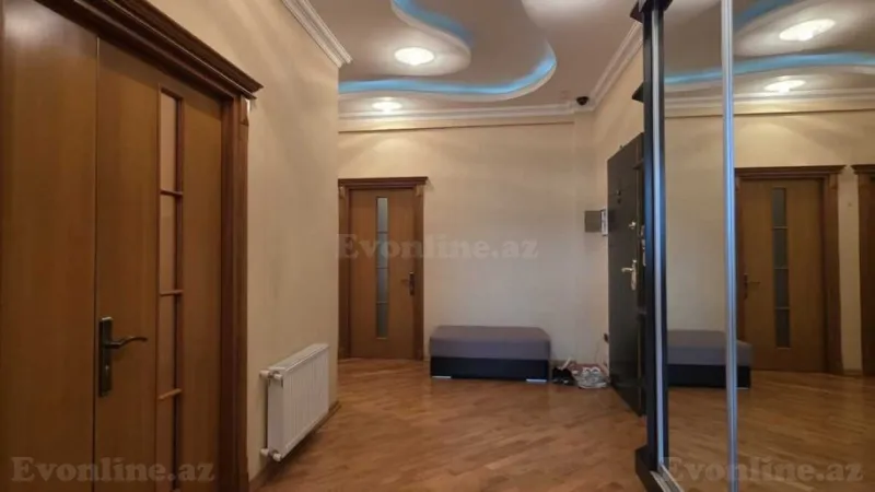 Kirayə verilir 4 otaqlı Mənzil Yeni tikili 150 m² Xətai m. - şəkil 17