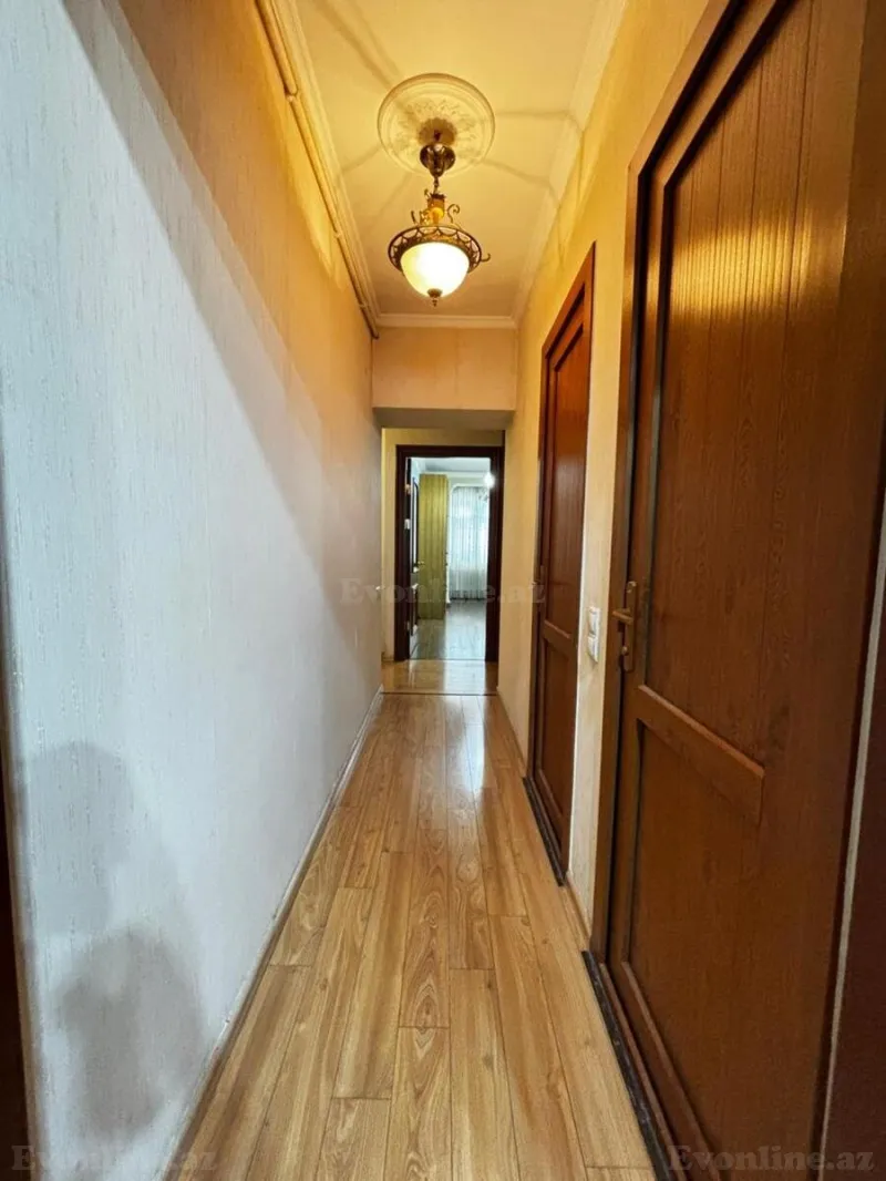 Kirayə verilir 3 otaqlı Mənzil Köhnə tikili 75 m² Qara Qarayev m. - şəkil 6