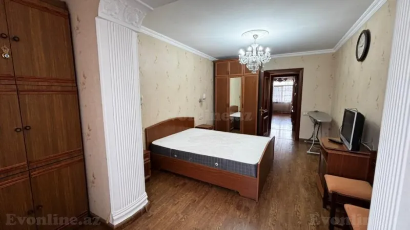 Kirayə verilir 3 otaqlı Mənzil Köhnə tikili 75 m² Qara Qarayev m. - şəkil 13