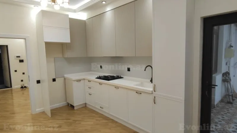 Satılır 3 otaqlı Mənzil Yeni tikili 96 m² Nərimanov r. - şəkil 13