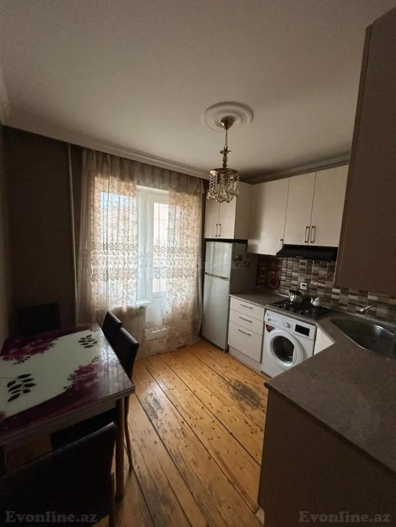 3 otaqlı Mənzil 75 m² Həzi Aslanov Kirayə verilir