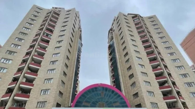 Satılır 3 otaqlı Mənzil Yeni tikili 148 m² 8 Noyabr m.