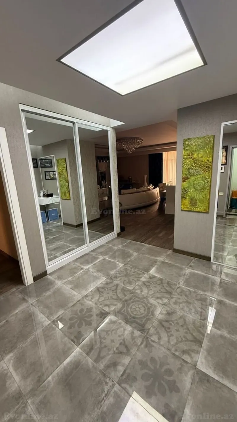 Satılır 3 otaqlı Mənzil Yeni tikili 151 m² Elmlər Akademiyası m. - şəkil 3