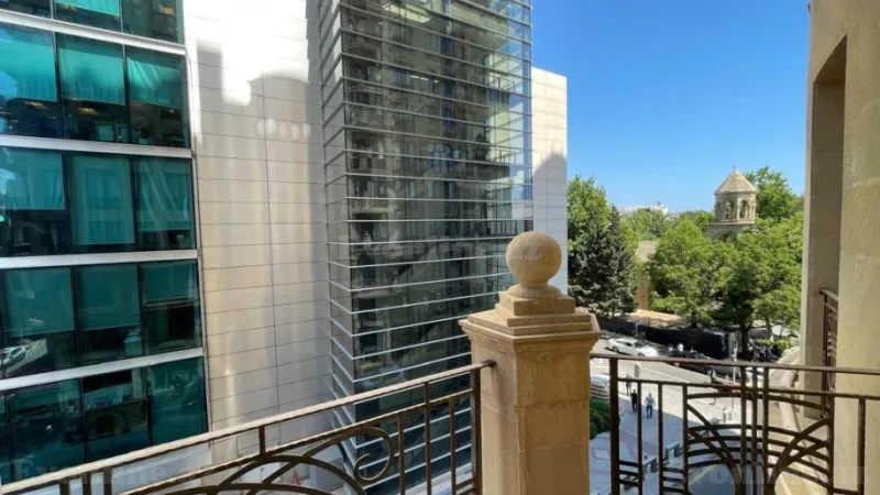 Kirayə verilir 3 otaqlı Mənzil Yeni tikili 115 m² Sahil m.