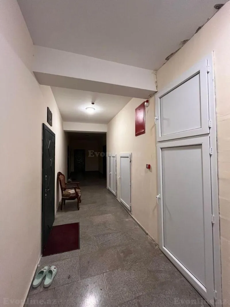 Satılır 3 otaqlı Mənzil Yeni tikili 90 m² 8 Noyabr m. - şəkil 17