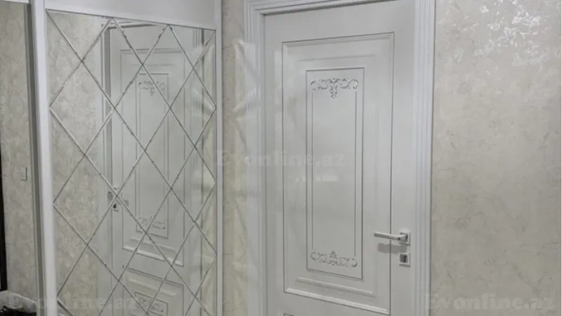 Satılır 2 otaqlı Mənzil Köhnə tikili 65 m² 7-ci mikrorayon - şəkil 4