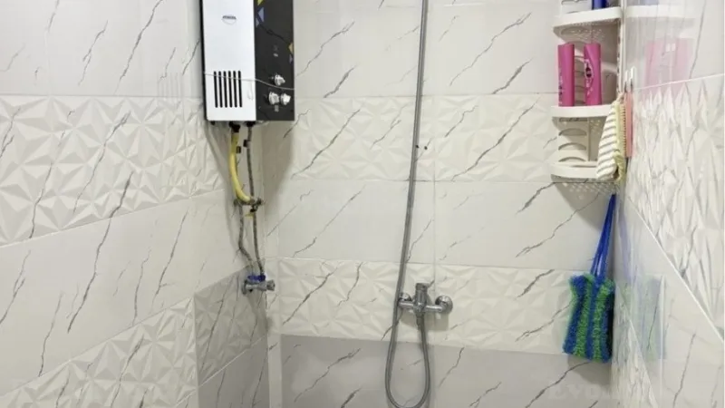 Satılır 2 otaqlı Mənzil Köhnə tikili 65 m² 7-ci mikrorayon - şəkil 6