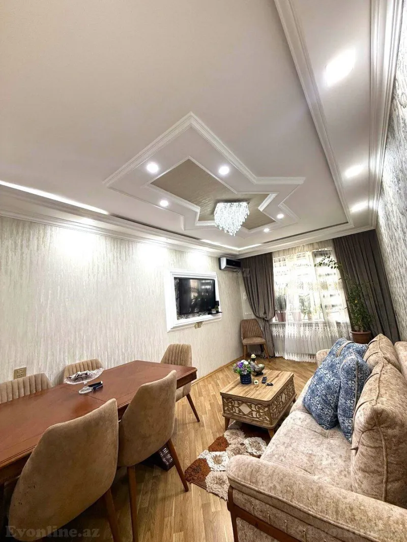 Satılır 3 otaqlı Mənzil Köhnə tikili 80 m² 7-ci mikrorayon