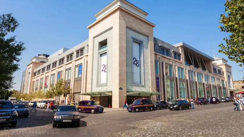 Satılır 3 otaqlı Mənzil Yeni tikili 100 m² 28 May m.