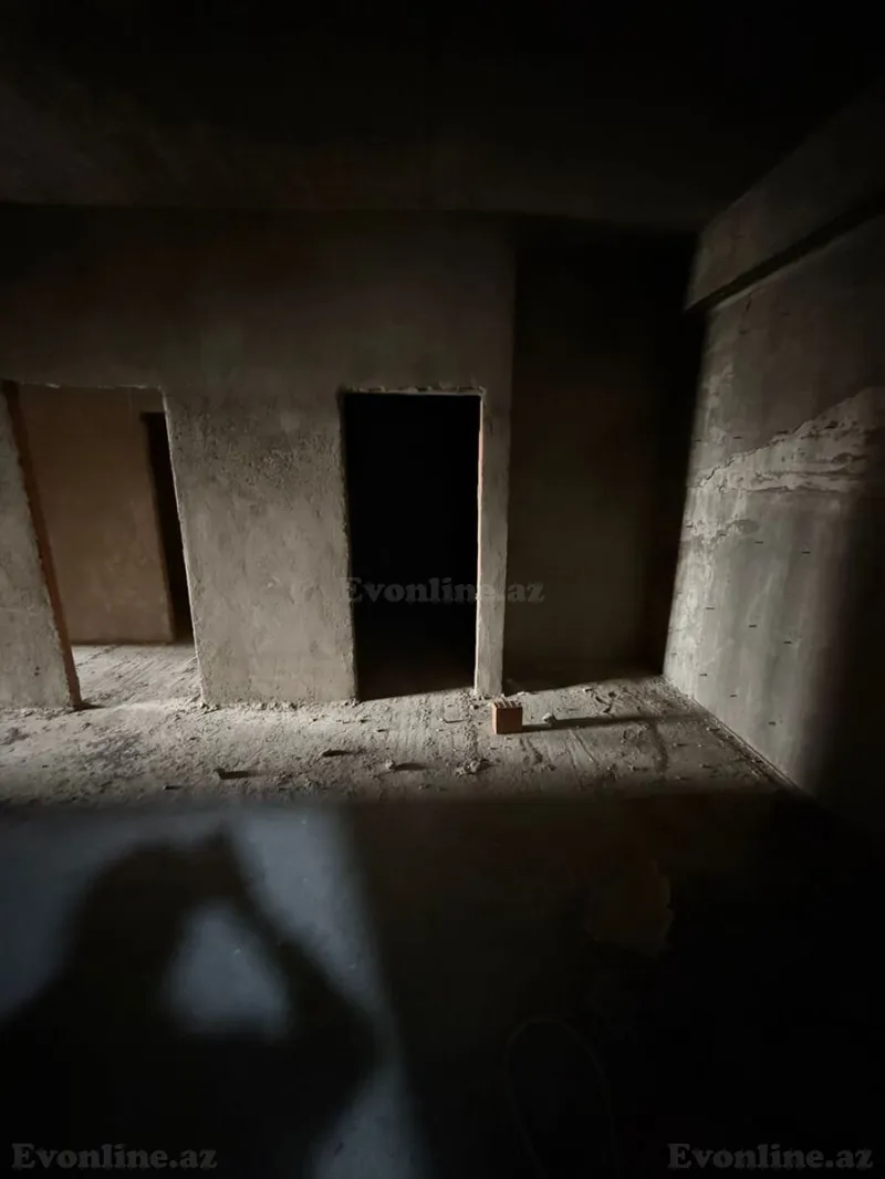 Satılır 3 otaqlı Mənzil Yeni tikili 100 m² 28 May m. - şəkil 9