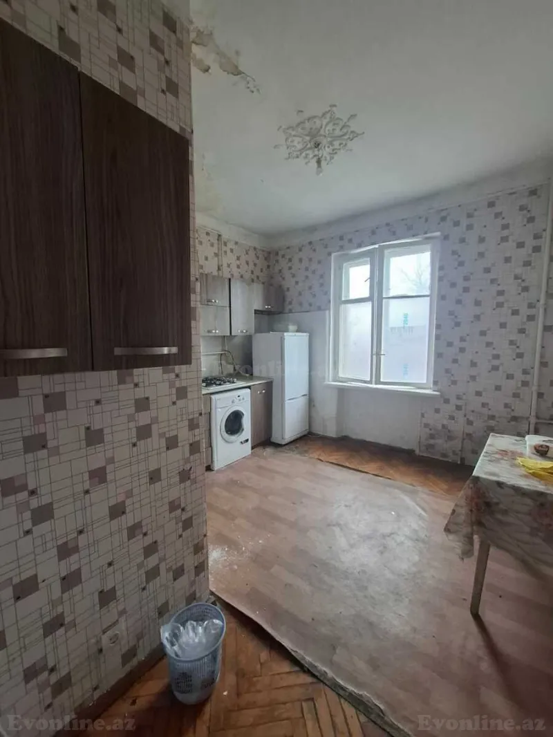 Kirayə verilir 4 otaqlı Mənzil Köhnə tikili 120 m² 28 May m. - şəkil 12