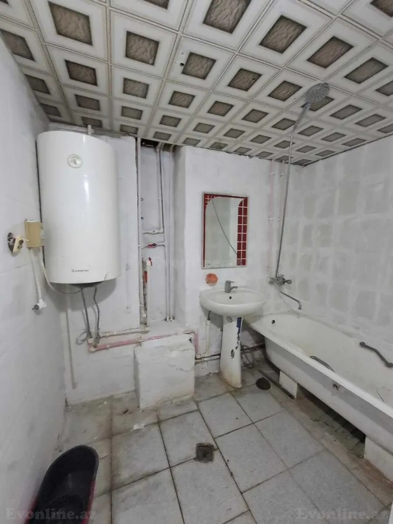 Kirayə verilir 4 otaqlı Mənzil Köhnə tikili 120 m² 28 May m. - şəkil 13