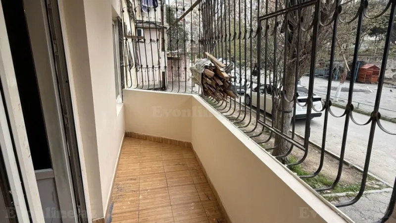 Satılır 4 otaqlı Mənzil Köhnə tikili 110 m² Yeni Yasamal - şəkil 7