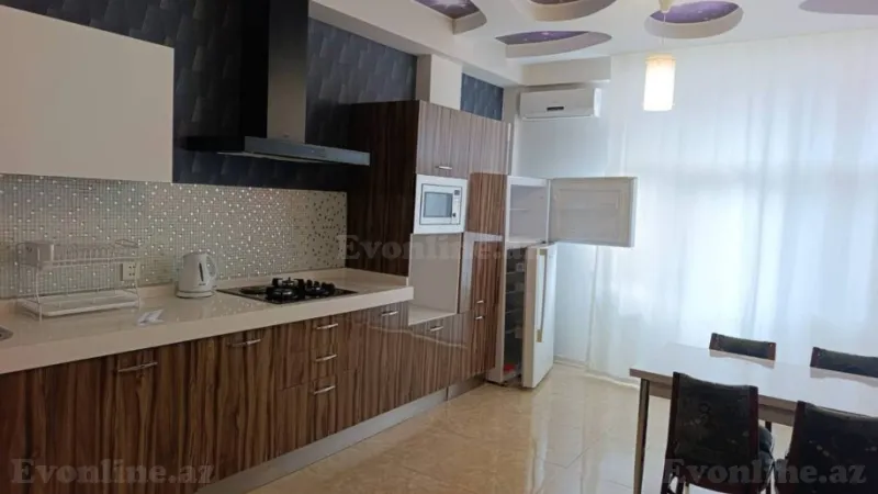 Kirayə verilir 4 otaqlı Mənzil Yeni tikili 140 m² Xətai m. - şəkil 9