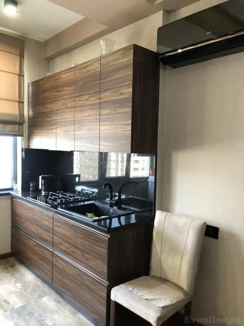 Kirayə verilir 2 otaqlı Mənzil Yeni tikili 70 m² Nərimanov r. - şəkil 9