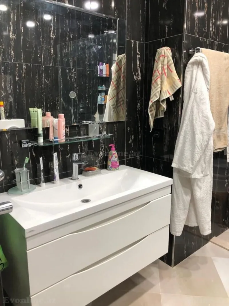 Kirayə verilir 2 otaqlı Mənzil Yeni tikili 70 m² Nərimanov r. - şəkil 16