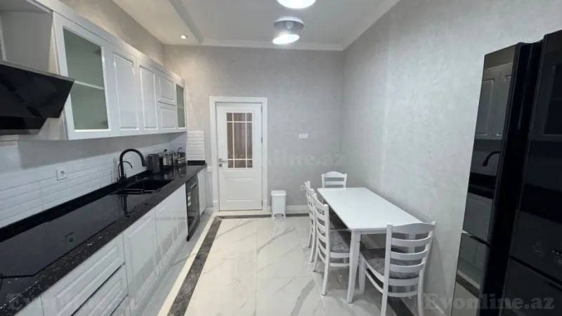 Kirayə verilir 3 otaqlı Mənzil Yeni tikili 130 m² Xətai m. - şəkil 7