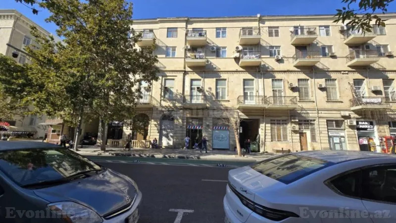 Satılır 2 otaqlı Mənzil Yeni tikili 48 m² 28 May m.