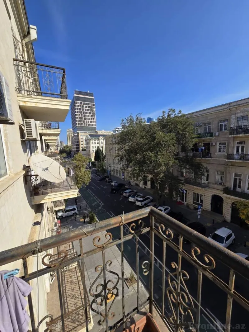 Satılır 2 otaqlı Mənzil Yeni tikili 48 m² 28 May m. - şəkil 11