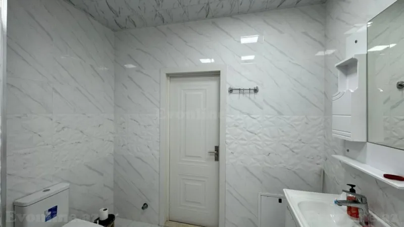 Kirayə verilir 4 otaqlı Mənzil Yeni tikili 135 m² Xətai r. - şəkil 18