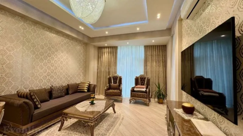 Satılır 3 otaqlı Mənzil Yeni tikili 138 m² Nərimanov r. - şəkil 2