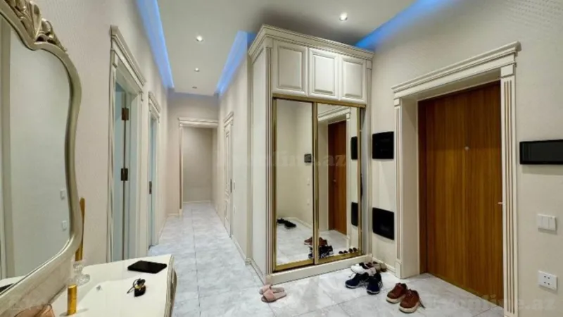 Satılır 3 otaqlı Mənzil Yeni tikili 138 m² Nərimanov r. - şəkil 18