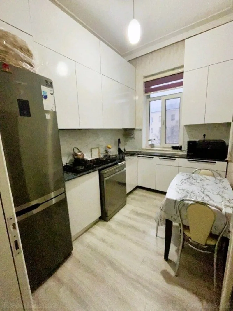 Satılır 3 otaqlı Mənzil Köhnə tikili 75 m² Nəriman Nərimanov m. - şəkil 8