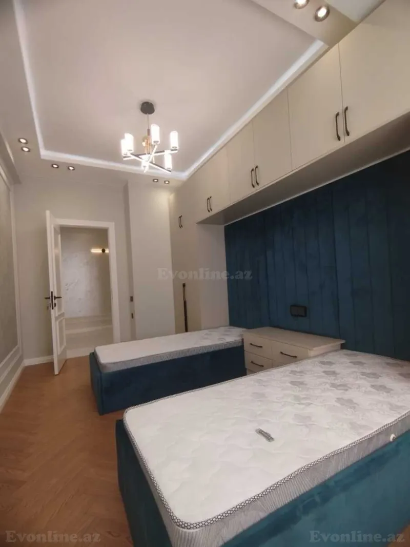 Satılır 3 otaqlı Mənzil Yeni tikili 132 m² 28 May m. - şəkil 20