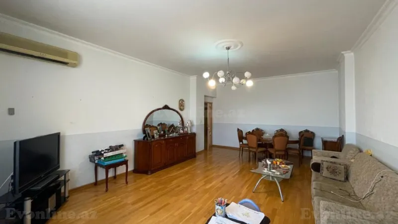 Satılır 4 otaqlı Mənzil Yeni tikili 180 m² Elmlər Akademiyası m. - şəkil 2