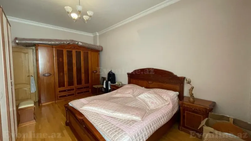 Satılır 4 otaqlı Mənzil Yeni tikili 180 m² Elmlər Akademiyası m. - şəkil 4