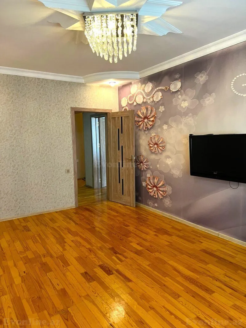 Satılır 4 otaqlı Mənzil Yeni tikili 110 m² Xalqlar Dostluğu m. - şəkil 2