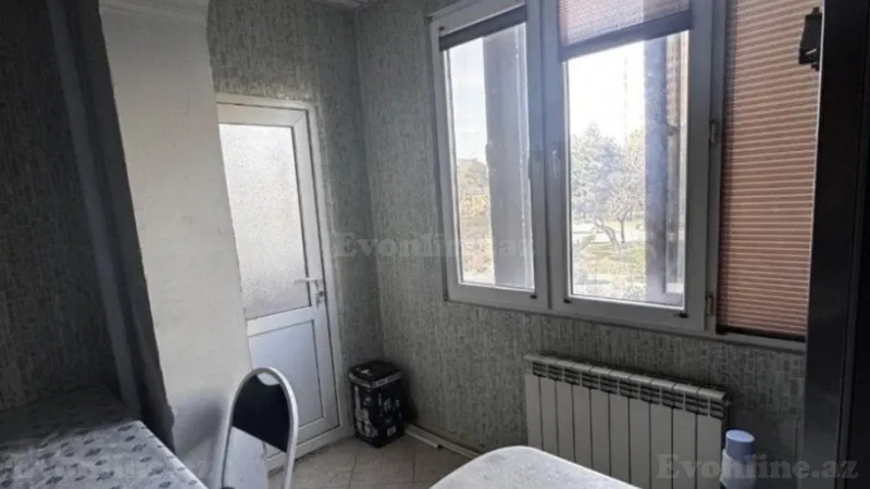 Satılır 2 otaqlı Mənzil Köhnə tikili 65 m² 8-ci mikrorayon - şəkil 18