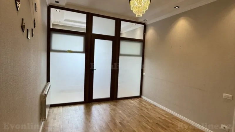Satılır 3 otaqlı Mənzil Yeni tikili 70 m² Memar Əcəmi m. - şəkil 2